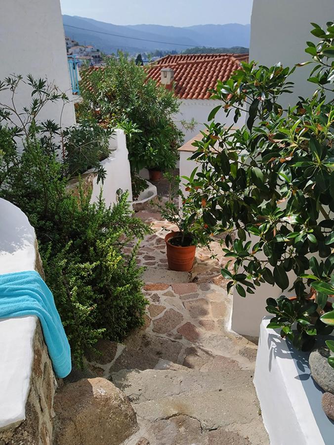 Anemone Residence Poros Town Luaran gambar