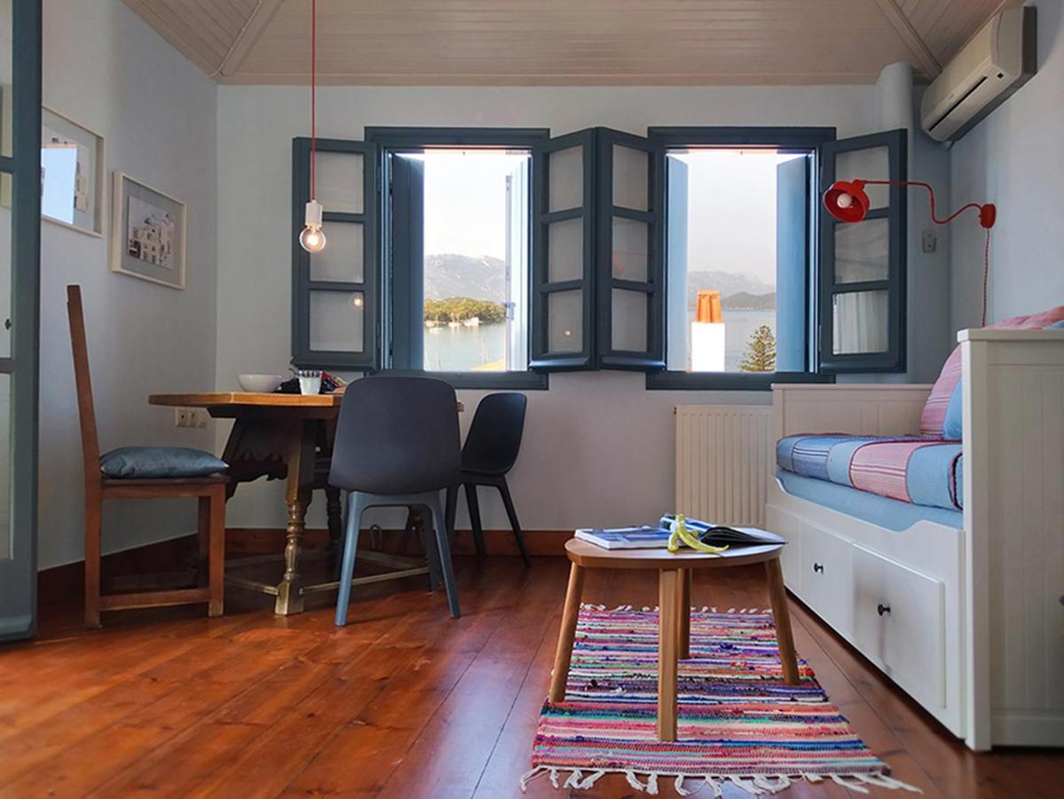 Anemone Residence Poros Town Luaran gambar