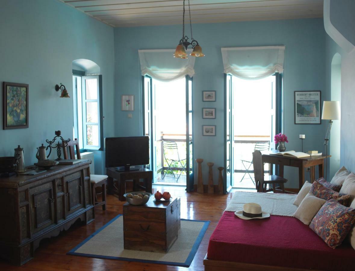 Anemone Residence Poros Town Luaran gambar